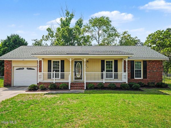 2804 Empire Court, Fayetteville, NC 28306