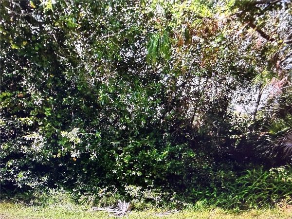 000 Lakeland Boulevard, Fort Pierce, FL 34951