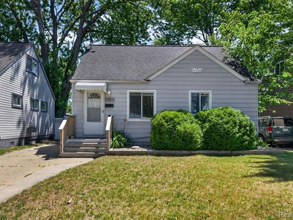 26692 Lorenz Street , Madison Heights, MI 48071