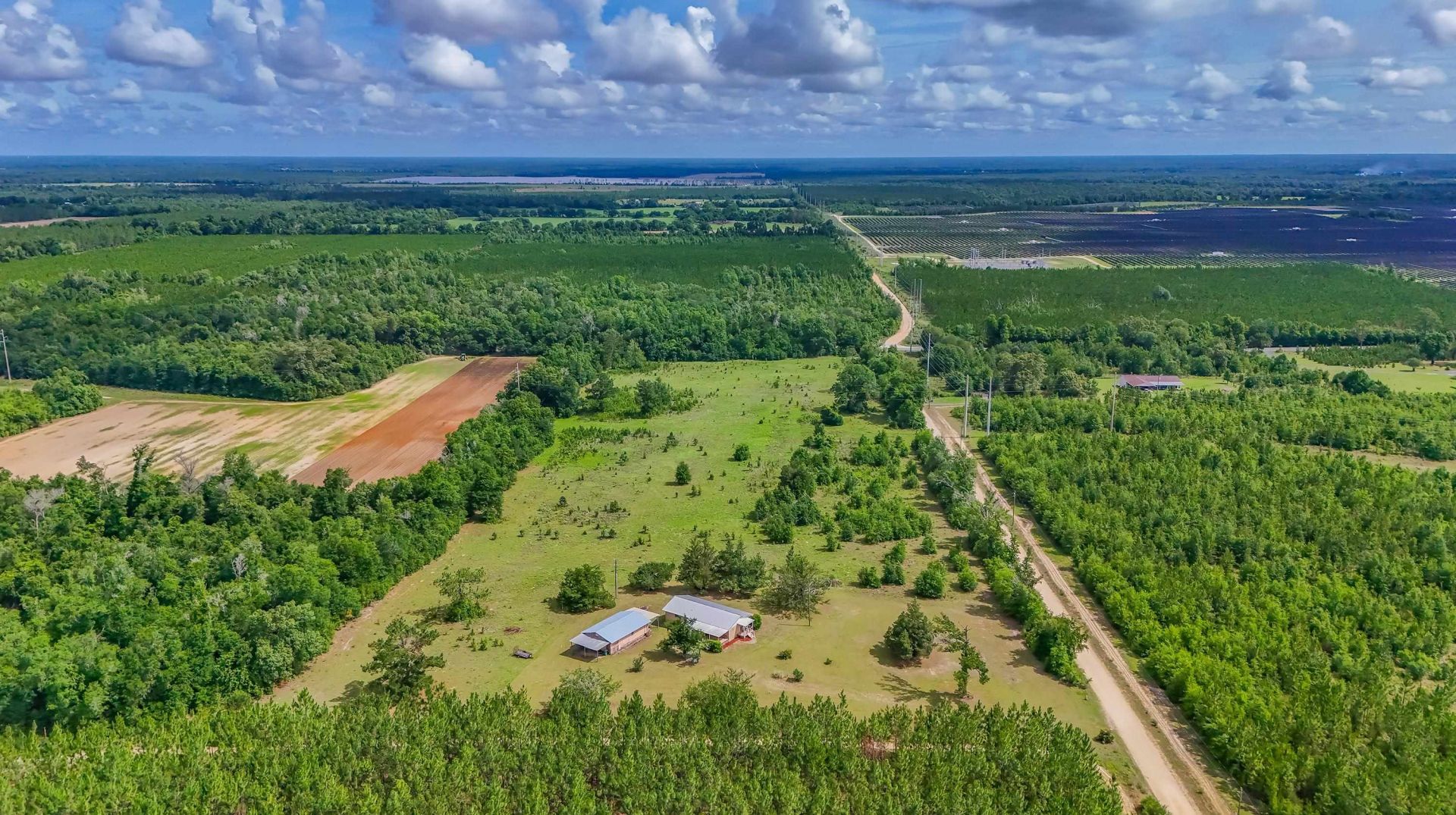 2555 Hollister Road, Marianna, FL 32446 Photo