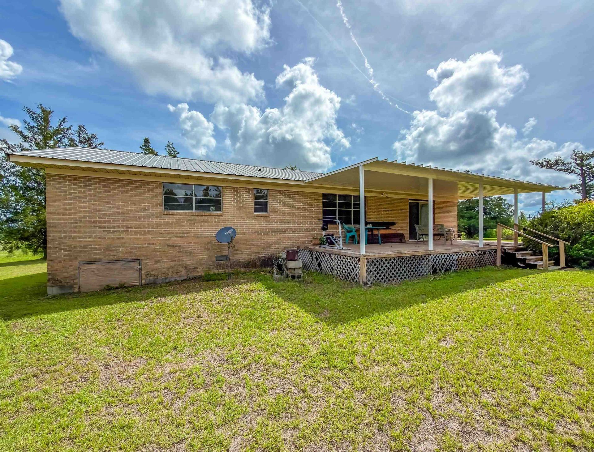 2555 Hollister Road, Marianna, FL 32446 Photo