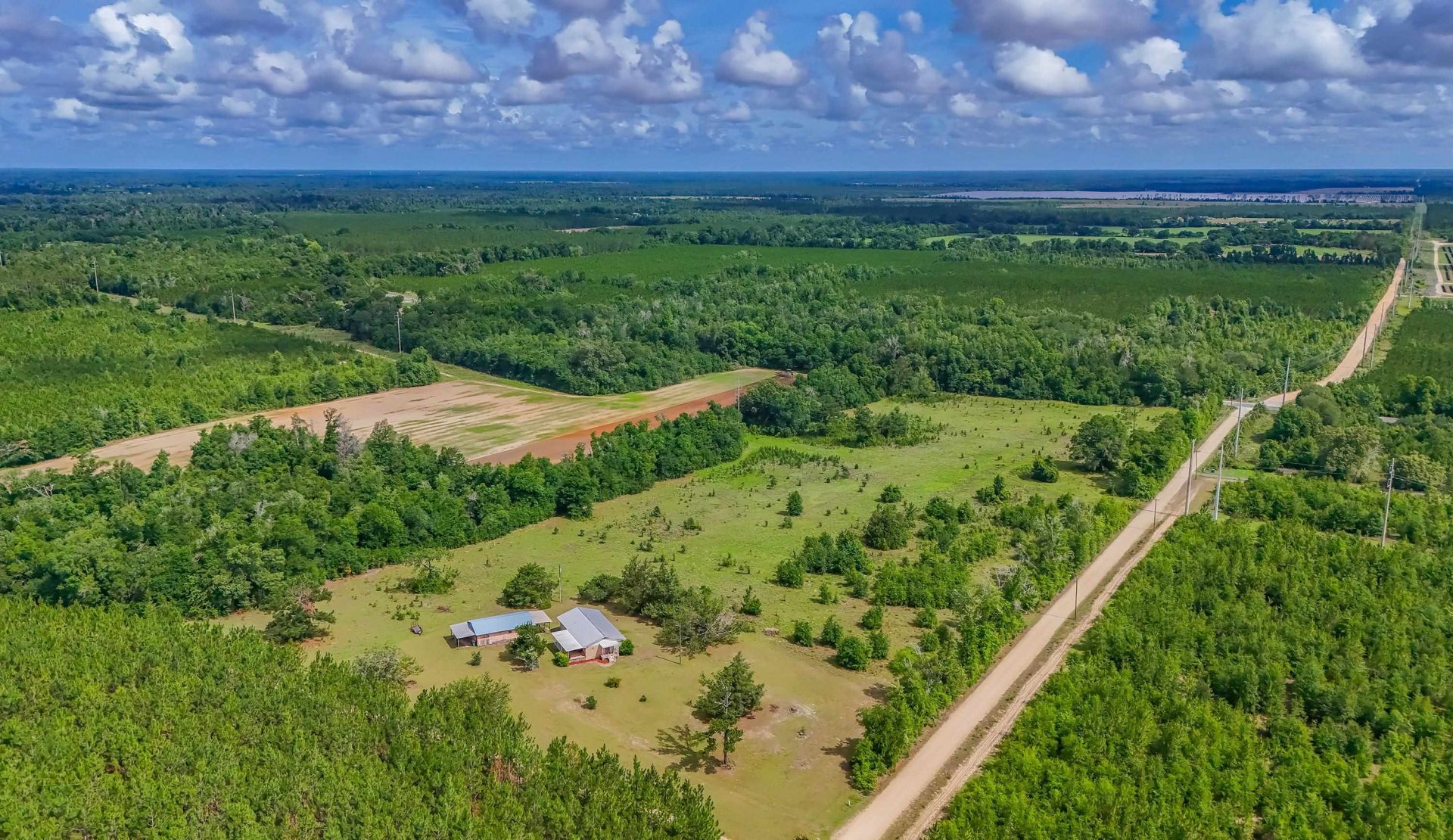 2555 Hollister Road, Marianna, FL 32446 Photo