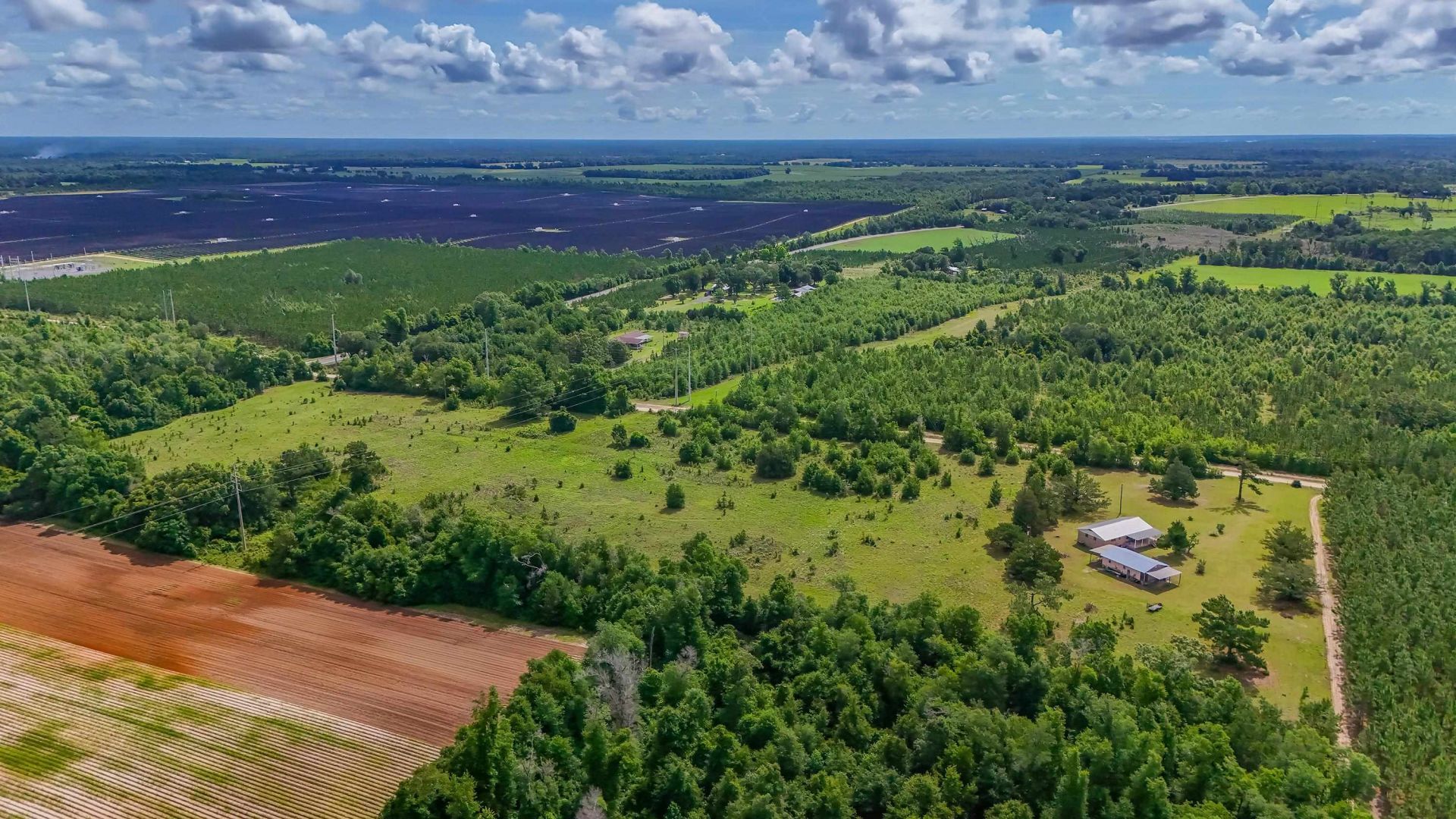 2555 Hollister Road, Marianna, FL 32446 Photo