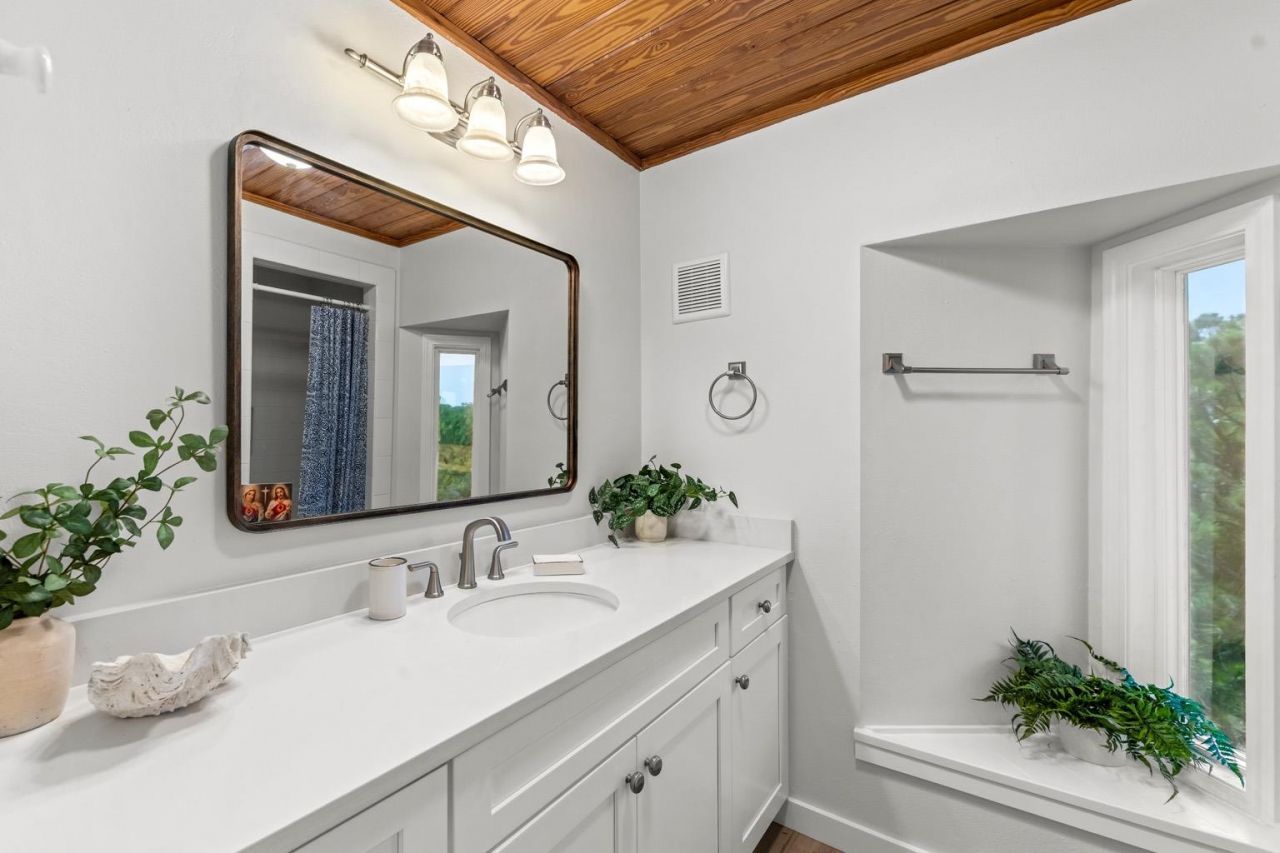 1812 Sea Oat Drive , East Point, FL 32328 Photo