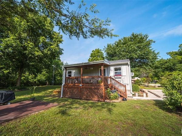 17904 Cliff Road , Dixon, MO 65459