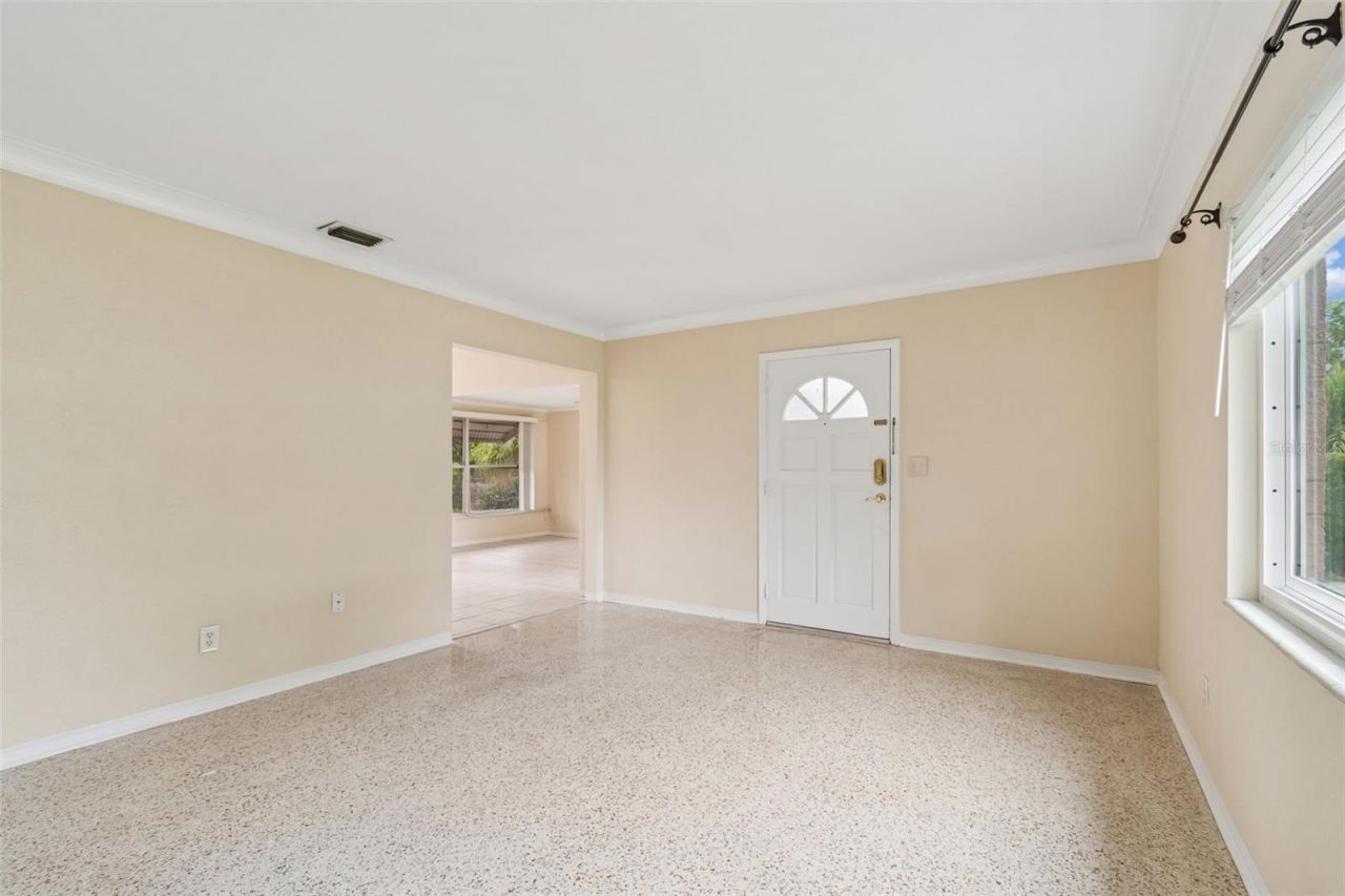 3664 29th Avenue N, Saint Petersburg, FL 33713 Photo