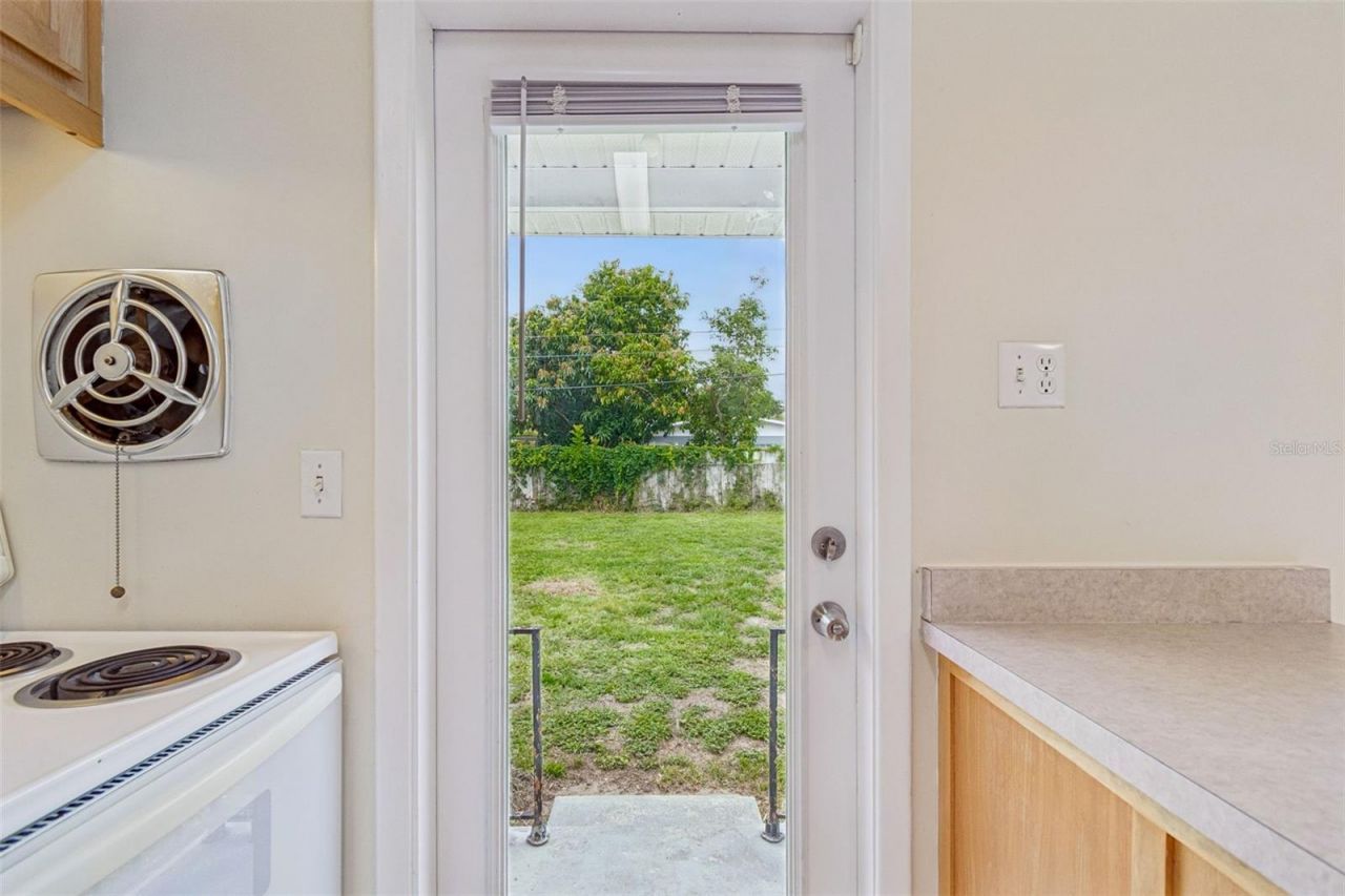 3664 29th Avenue N, Saint Petersburg, FL 33713 Photo