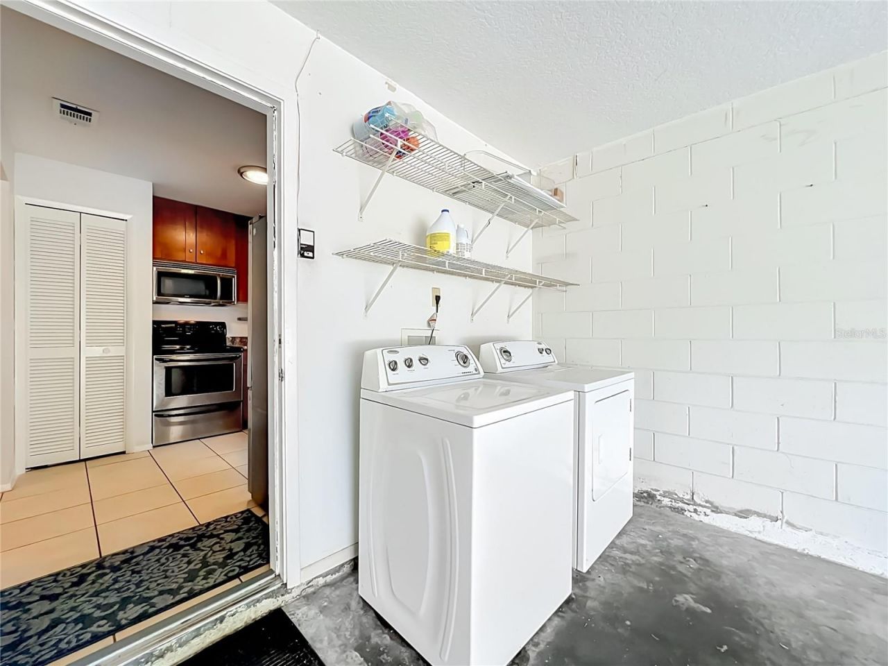 1050 Abell Circle , Oviedo, FL 32765 Photo