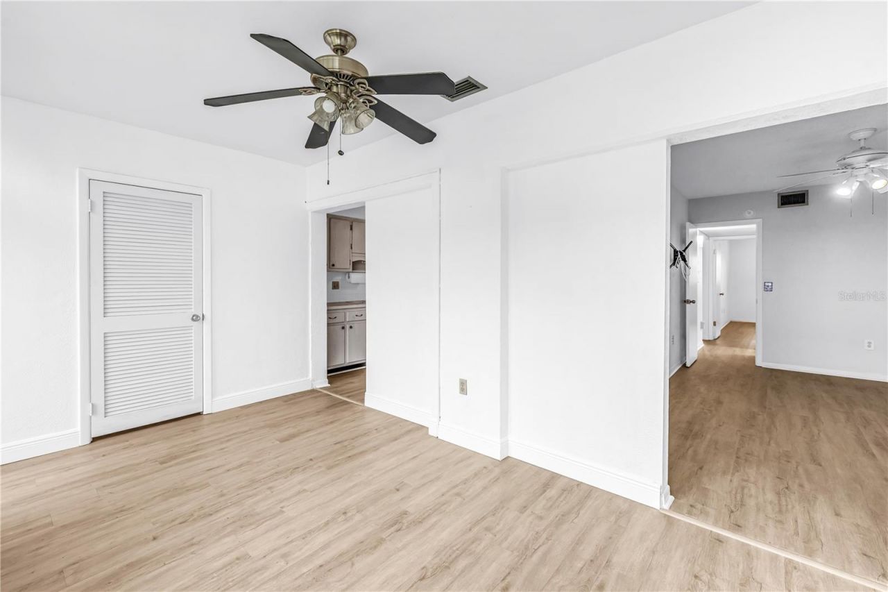 5729 13th Avenue N, Unit 102D, Saint Petersburg, FL 33710 Photo