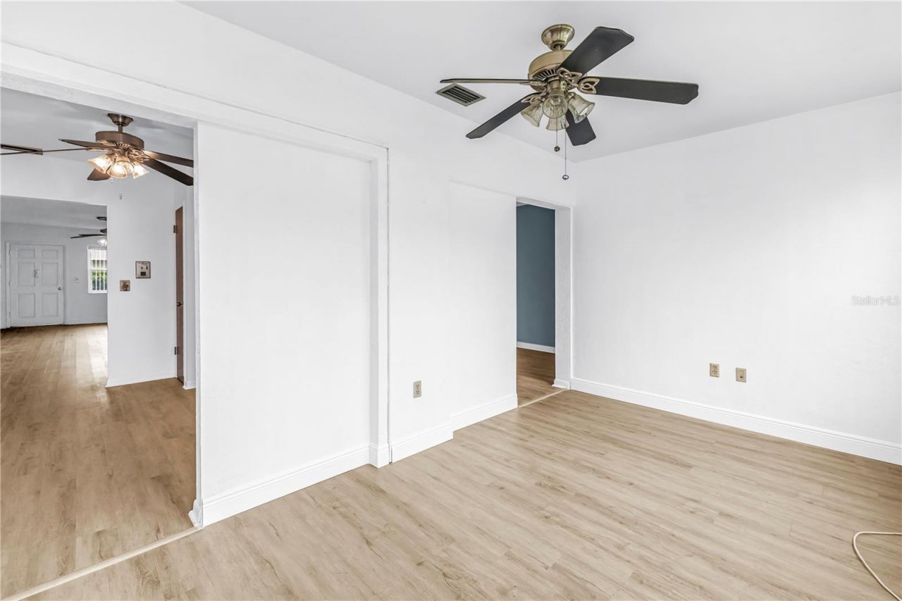 5729 13th Avenue N, Unit 102D, Saint Petersburg, FL 33710 Photo