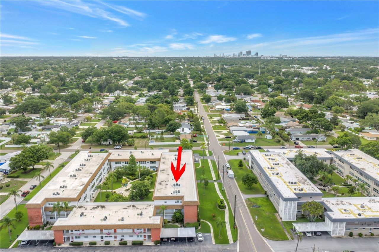 5729 13th Avenue N, Unit 102D, Saint Petersburg, FL 33710 Photo