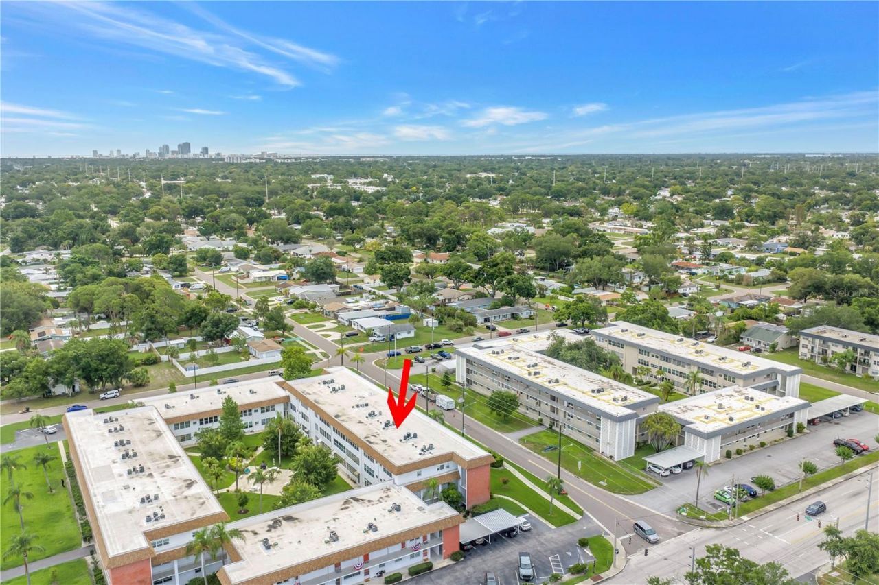 5729 13th Avenue N, Unit 102D, Saint Petersburg, FL 33710 Photo