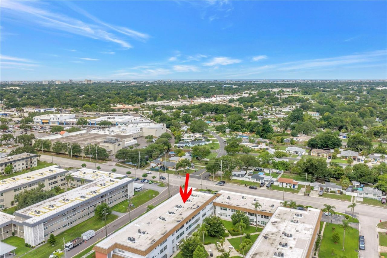 5729 13th Avenue N, Unit 102D, Saint Petersburg, FL 33710 Photo