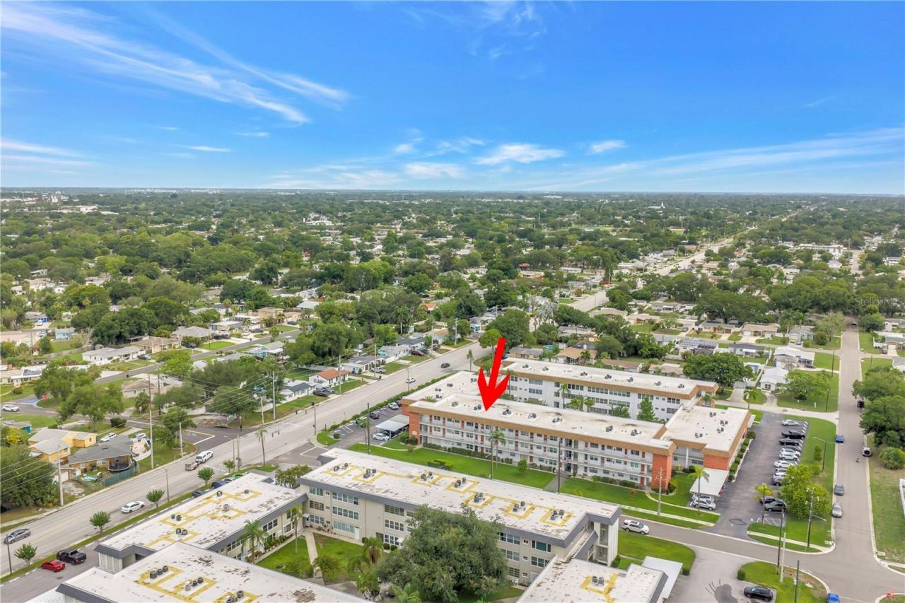 5729 13th Avenue N, Unit 102D, Saint Petersburg, FL 33710 Photo