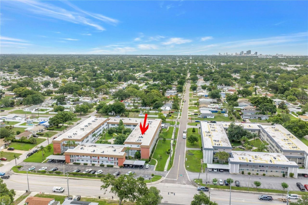 5729 13th Avenue N, Unit 102D, Saint Petersburg, FL 33710 Photo
