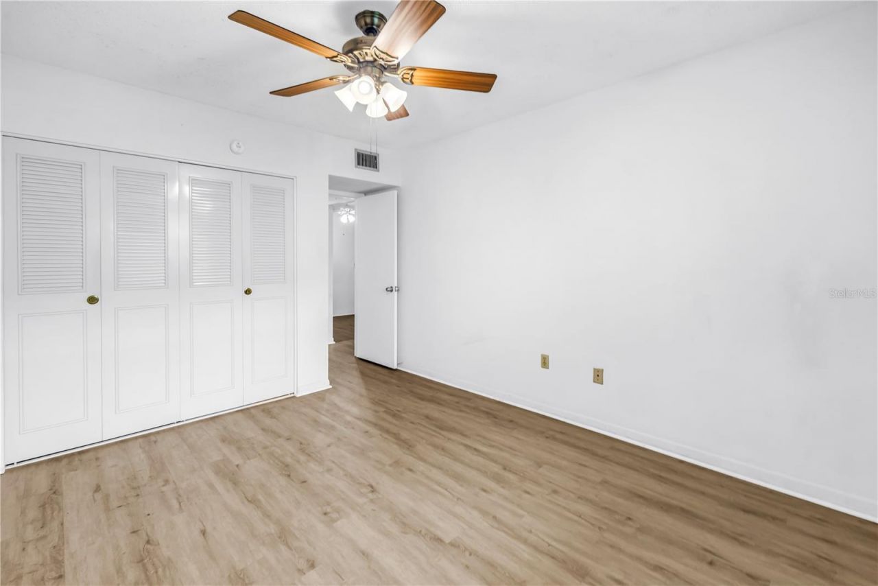 5729 13th Avenue N, Unit 102D, Saint Petersburg, FL 33710 Photo