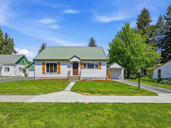 306 W Steptoe St, Oakesdale, WA 99158