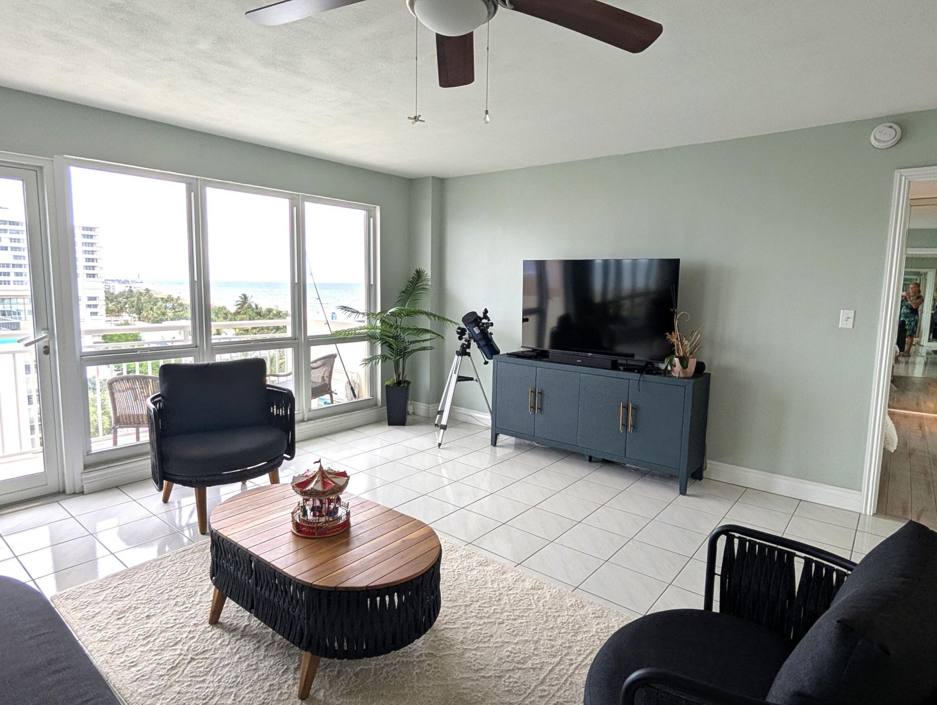 133 N Pompano Beach Boulevard, Unit 806, Pompano Beach, FL 33062 Photo