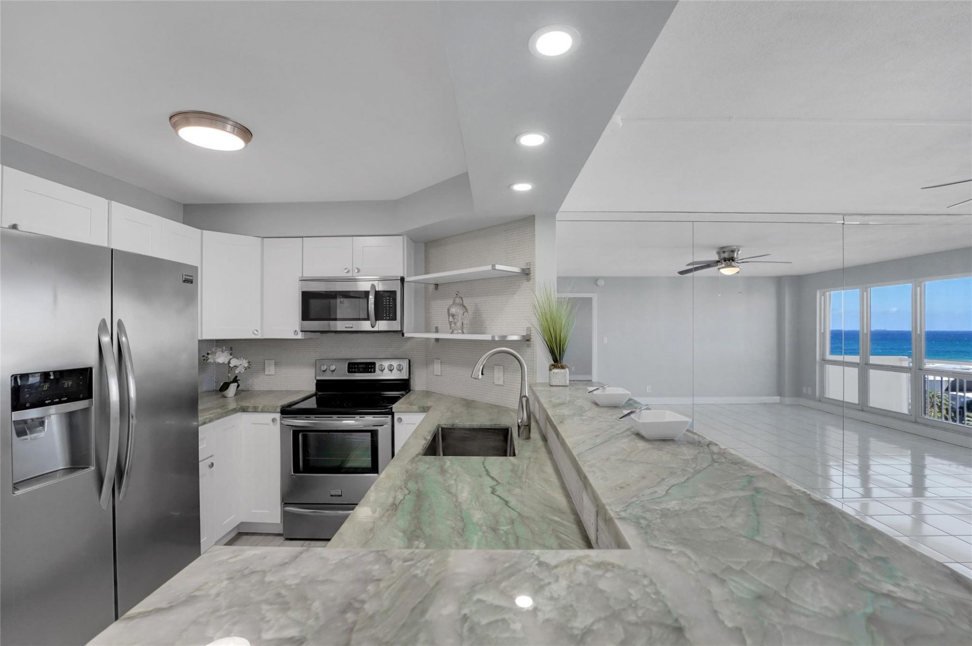 133 N Pompano Beach Boulevard, Unit 806, Pompano Beach, FL 33062 Photo