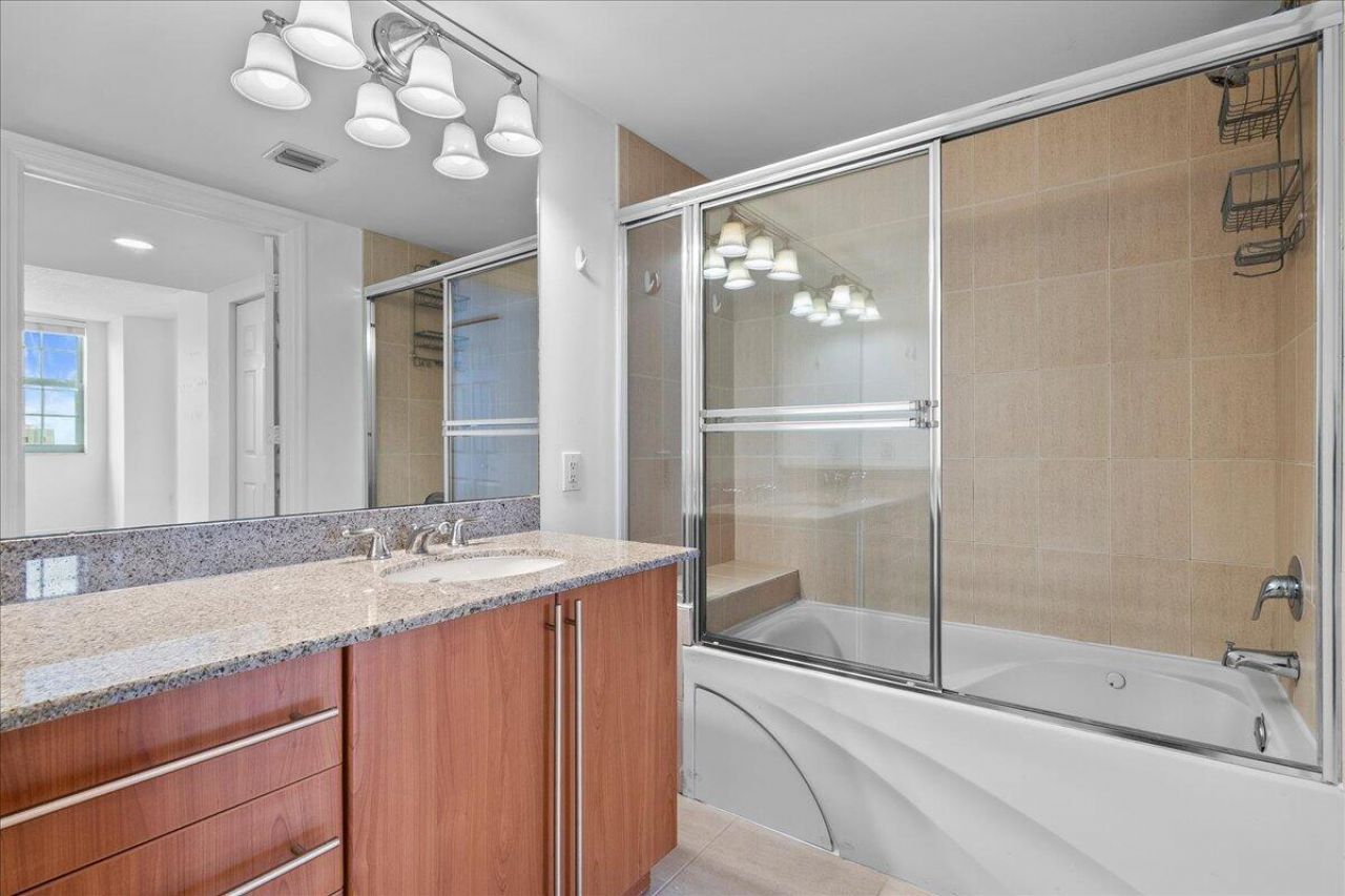610 Clematis Street, Unit 704, West Palm Beach, FL 33401 Photo