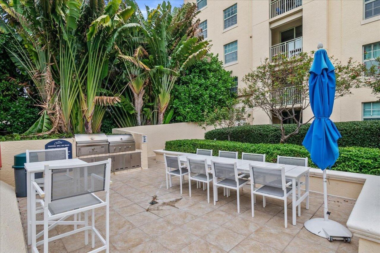 610 Clematis Street, Unit 704, West Palm Beach, FL 33401 Photo