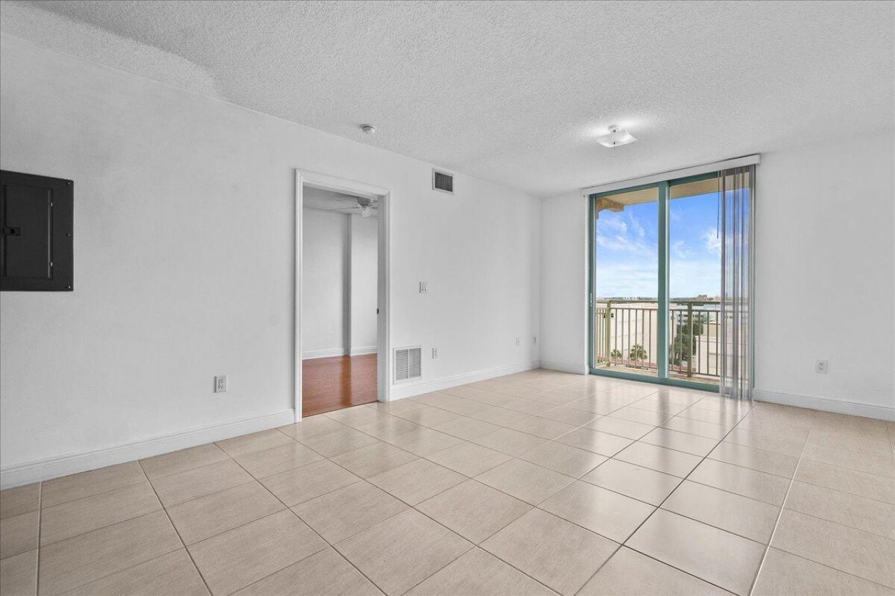 610 Clematis Street, Unit 704, West Palm Beach, FL 33401 Photo