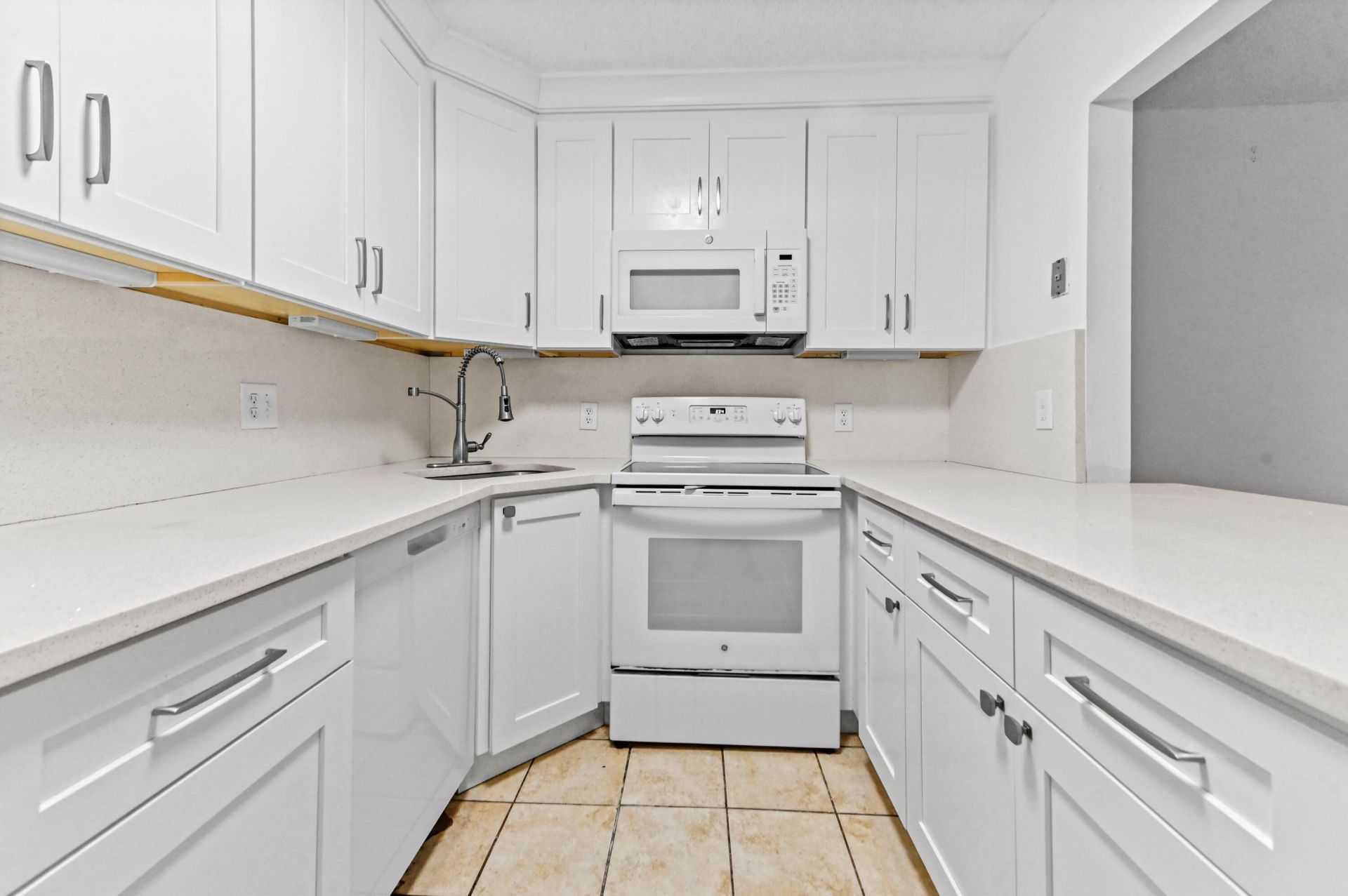 319 Knotty Pine Circle, Unit C-1, Greenacres, FL 33463 Photo