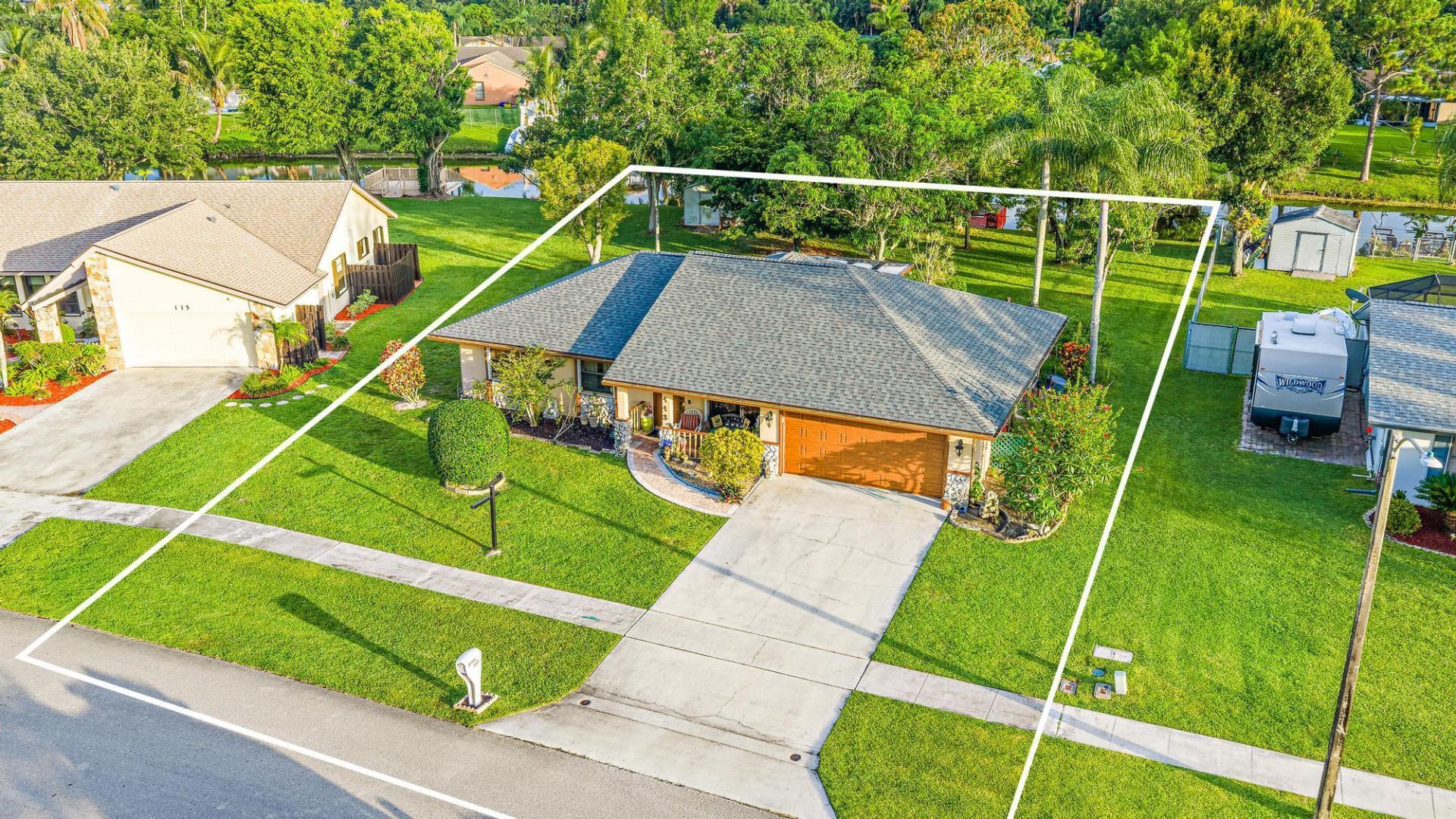 113 Cordoba Circle, Royal Palm Beach, FL 33411 Photo