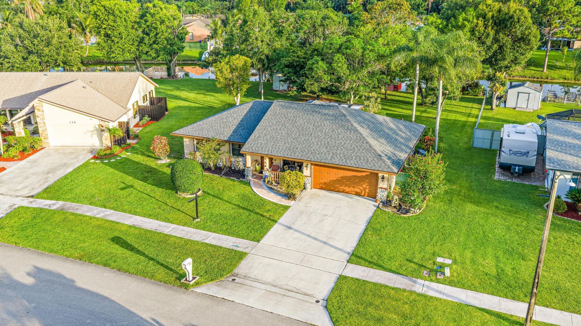 113 Cordoba Circle, Royal Palm Beach, FL 33411 Photo