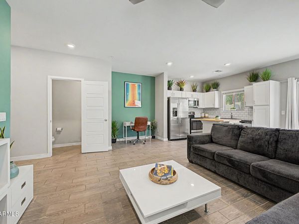 8342 N 22ND Lane N, Phoenix, AZ 85021