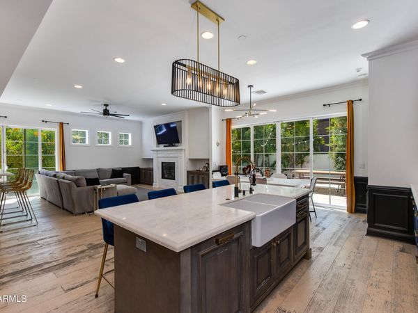 4019 E DEVONSHIRE Avenue, Phoenix, AZ 85018