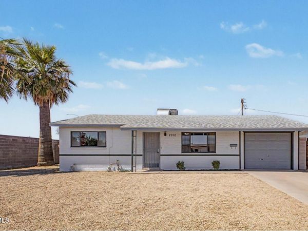 2010 E BALSAM Avenue, Mesa, AZ 85204