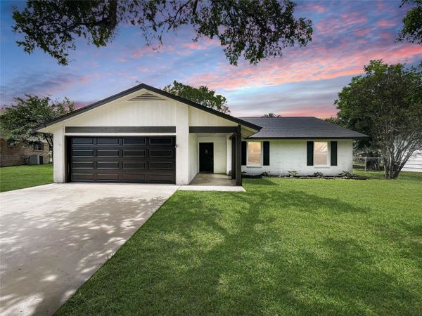 313 Golden Oaks DR , Georgetown, TX 78628