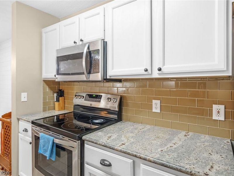 14943 Lenox Drive , Unit 523, Strongsville, OH 44136 Photo 13