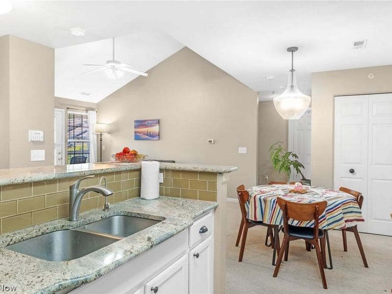 14943 Lenox Drive , Unit 523, Strongsville, OH 44136 Photo 14