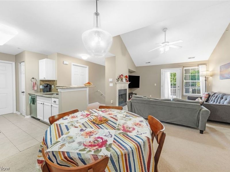 14943 Lenox Drive , Unit 523, Strongsville, OH 44136 Photo 8