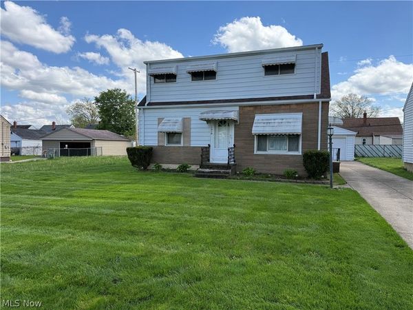 12910 Shady Oak Boulevard , Garfield Heights, OH 44125