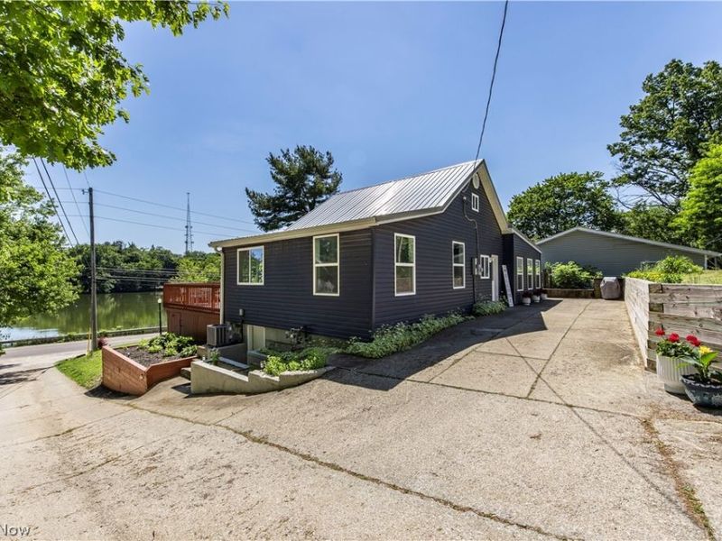 590 Pear Drive , Akron, OH 44319 Photo 40