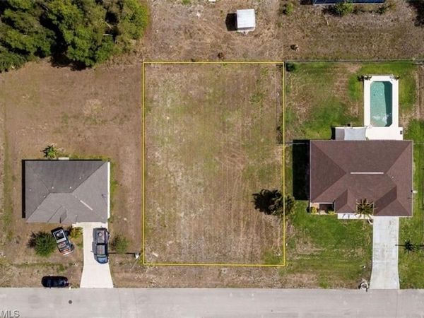 225 Manasota ST , FORT MYERS, FL 33913