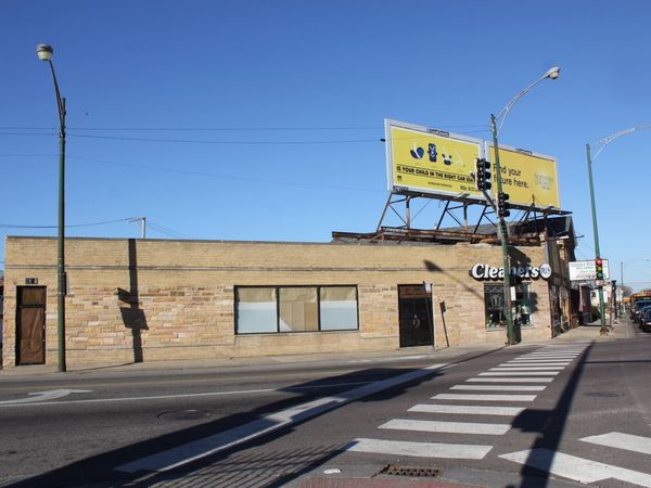 4937 W Foster Avenue, Chicago, IL 60630