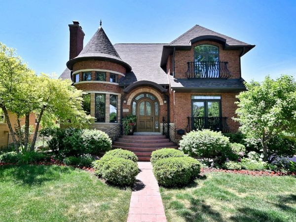 1321 Glenlake Avenue, Park Ridge, IL 60068