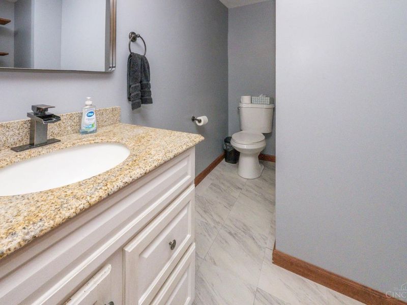 5969 Newtonsville Hutchinson Road, Wayne Twp, OH 45103 Photo 15