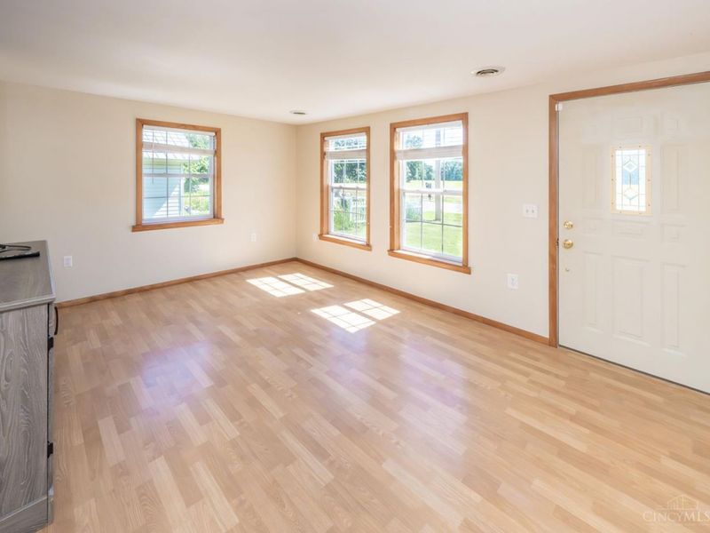 5969 Newtonsville Hutchinson Road, Wayne Twp, OH 45103 Photo 18