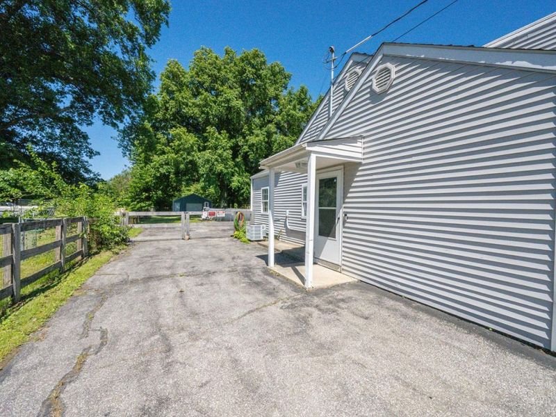5969 Newtonsville Hutchinson Road, Wayne Twp, OH 45103 Photo 5