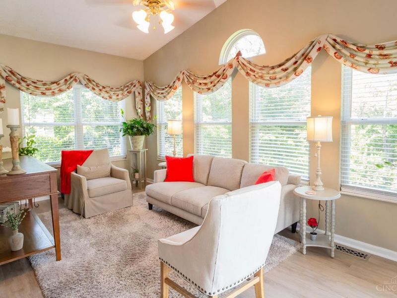 2956 Parkwalk Dr, Green Township, OH 45239 Photo 12