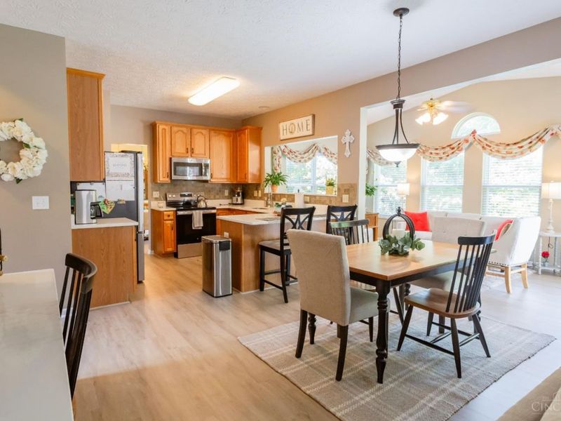 2956 Parkwalk Dr, Green Township, OH 45239 Photo 15