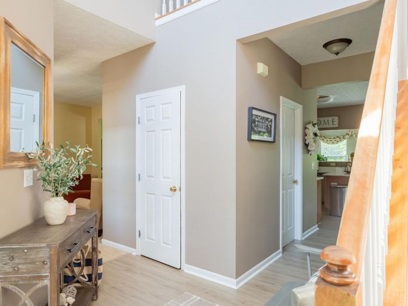 2956 Parkwalk Dr, Green Township, OH 45239 Photo 18