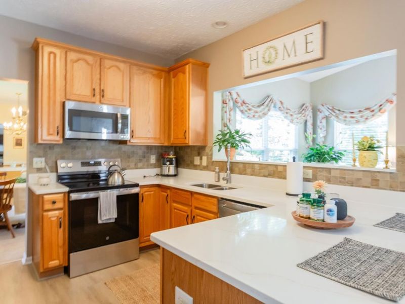 2956 Parkwalk Dr, Green Township, OH 45239 Photo 9