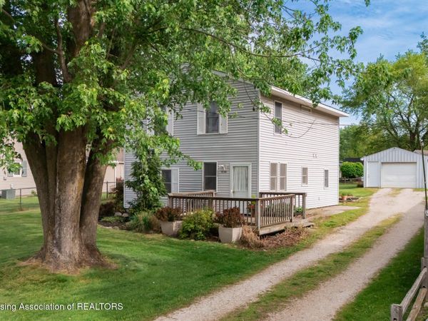 5733 Sleight Road, Bath, MI 48808