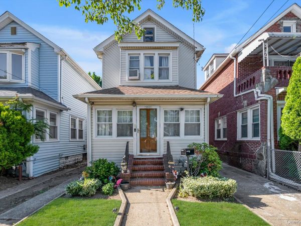225-13 95th Avenue , Floral Park, NY 11001
